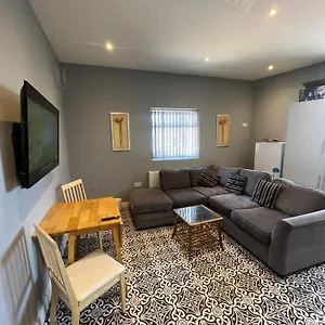 https://city-west-apartments-3-bedroom-large-modern-apartment.hotels-newcastle-upon-tyne.com